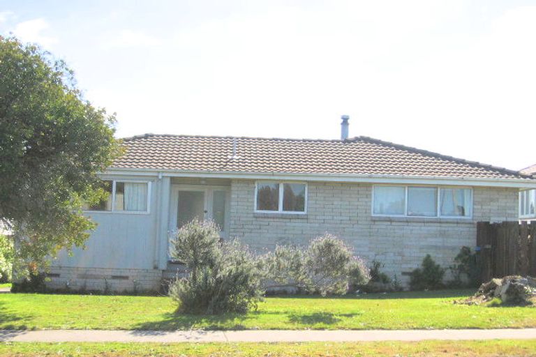 Photo of property in 74 Old Wairoa Road, Papakura, 2110