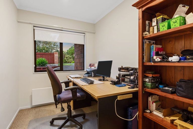 Photo of property in 132r Waikite Road, Welcome Bay, Tauranga, 3175