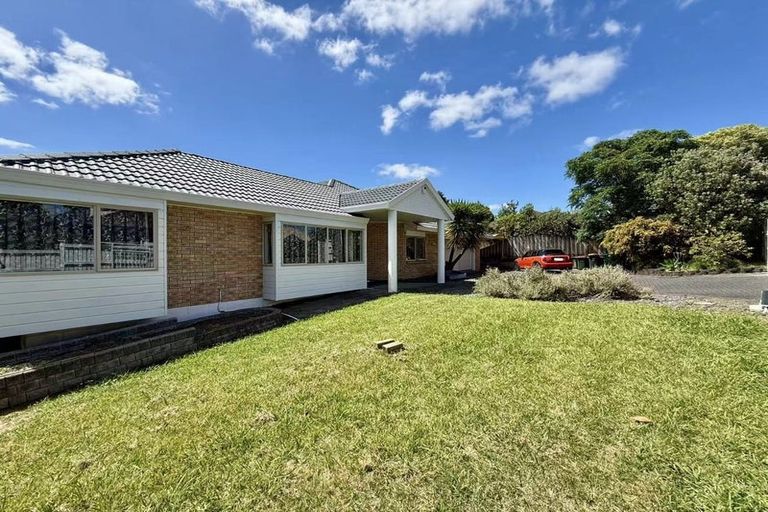 Photo of property in 164 Millhouse Drive, Golflands, Auckland, 2013
