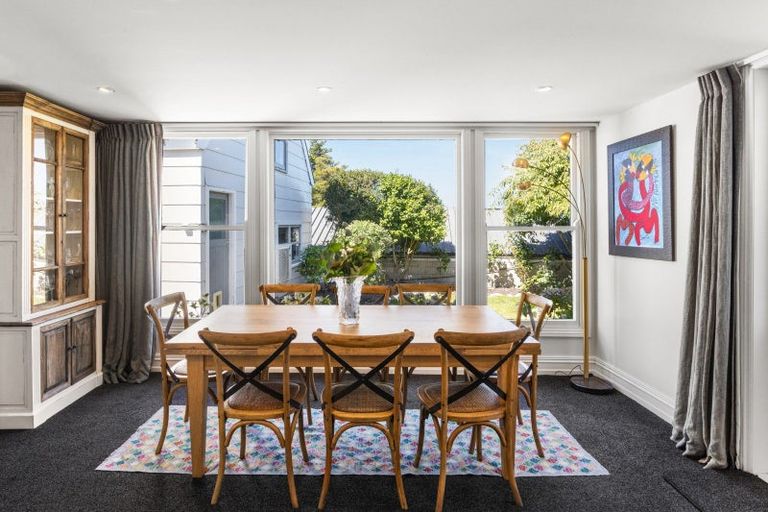 Photo of property in 2 Sealy Road, Bluff Hill, Napier, 4110