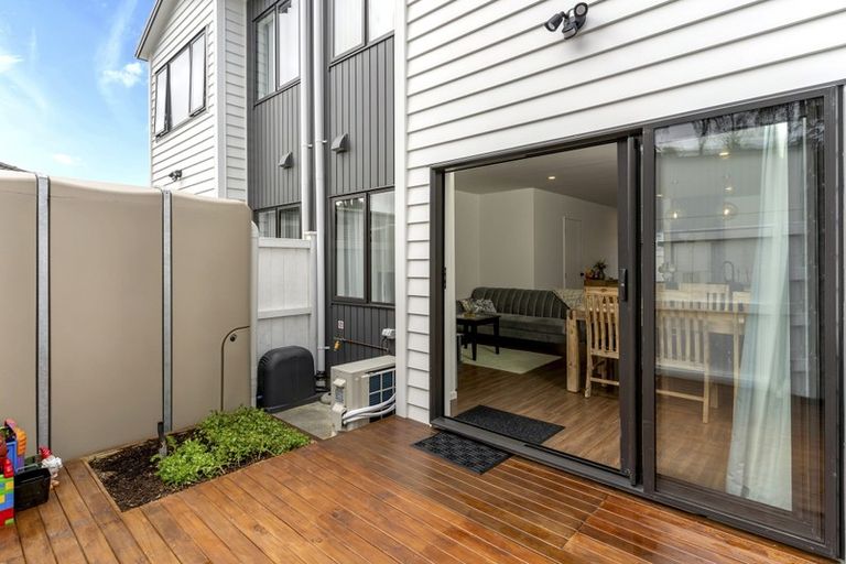 Photo of property in 1/143 Portage Road, New Lynn, Auckland, 0600