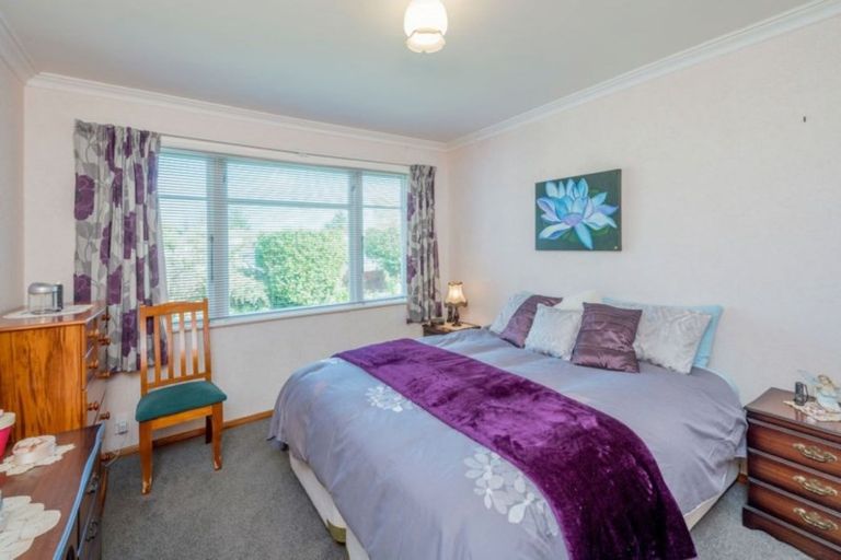 Photo of property in 3 Dunbar Street, Levin, 5510