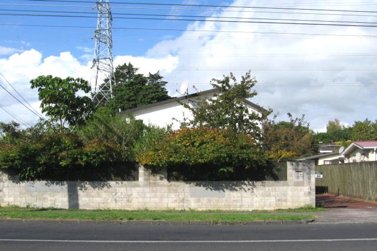 Photo of property in 108 Portage Road, New Lynn, Auckland, 0600