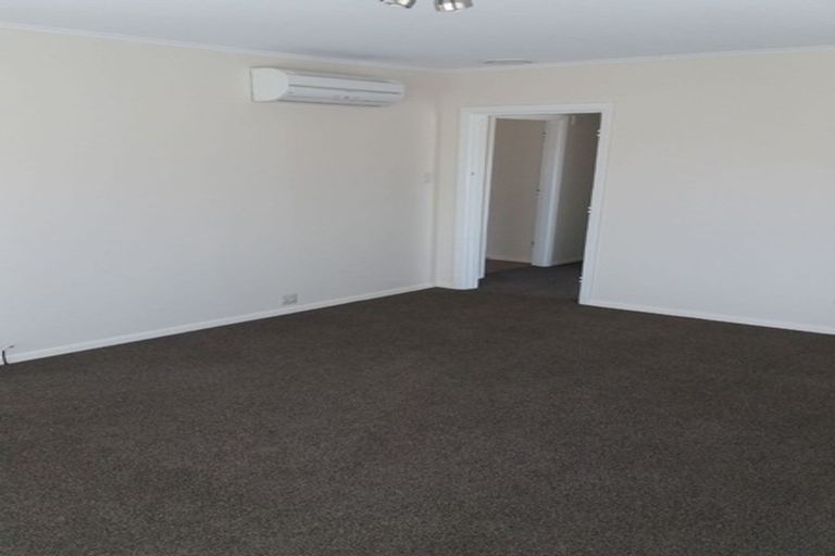 Photo of property in 27 Fraser Street, Wainuiomata, Lower Hutt, 5014