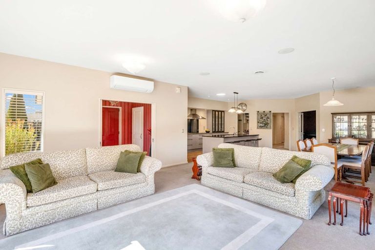 Photo of property in 6 Ascot Place, Rangiora, 7400