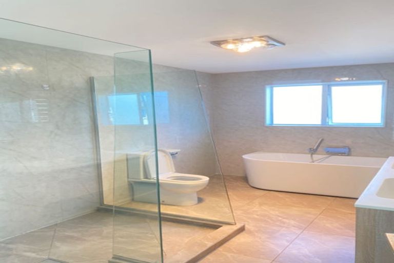 Photo of property in 55 Donegal Park Drive, Flat Bush, Auckland, 2019