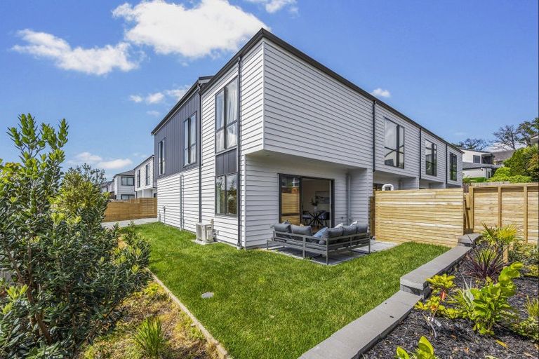 Photo of property in 37b Corunna Road, Milford, Auckland, 0620
