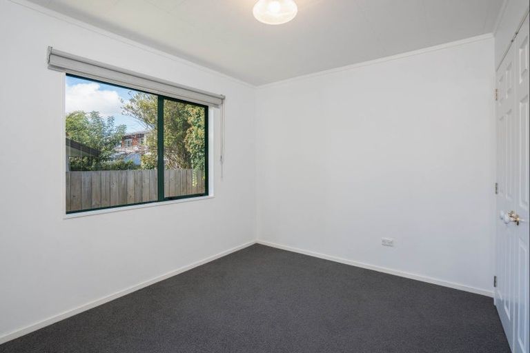 Photo of property in 32 Puriri Street, Hilltop, Taupo, 3330