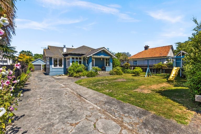 Photo of property in 115 Charlotte Crescent, Mayfair, Hastings, 4122