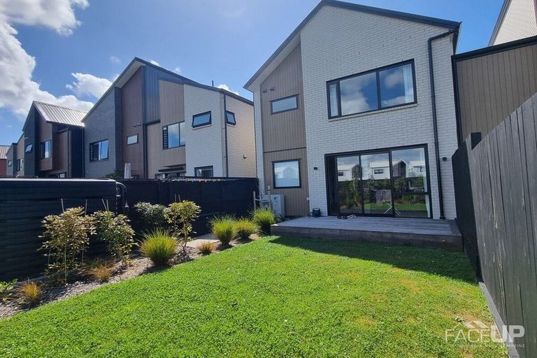 Photo of property in 13 Sierra Pine Road, Hobsonville, 0616