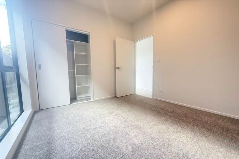 Photo of property in 15 Piringa Road, Pukekohe, 2120