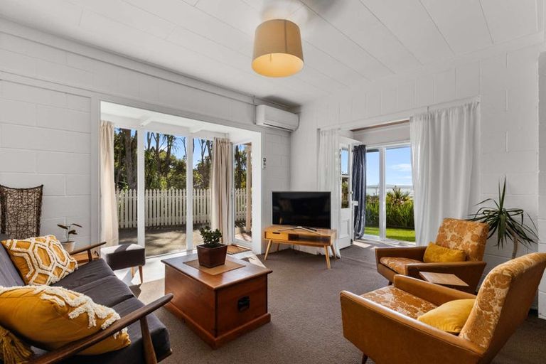 Photo of property in 754 South Titirangi Road, Titirangi, Auckland, 0604