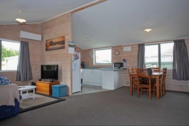 Photo of property in 28 Welcome Bay Lane, Hairini, Tauranga, 3112