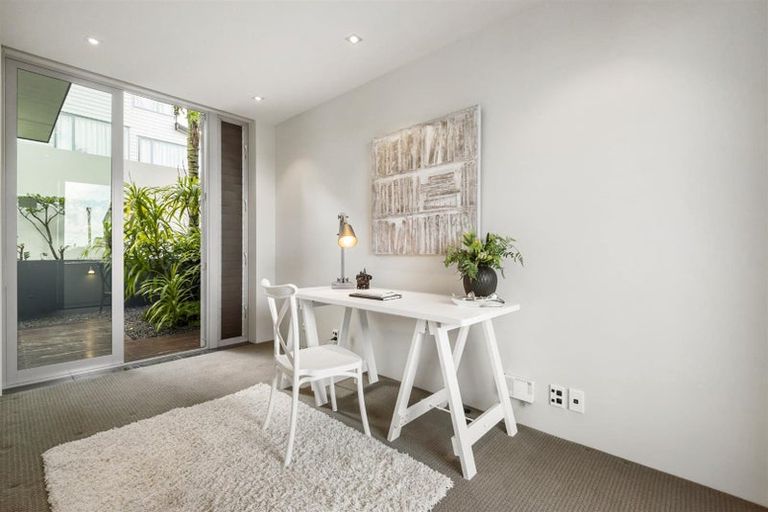 Photo of property in 22b Beach Road, Castor Bay, Auckland, 0620