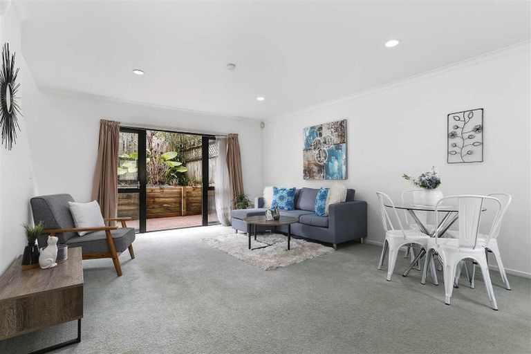 Photo of property in 6/2 Arawa Street, New Lynn, Auckland, 0600