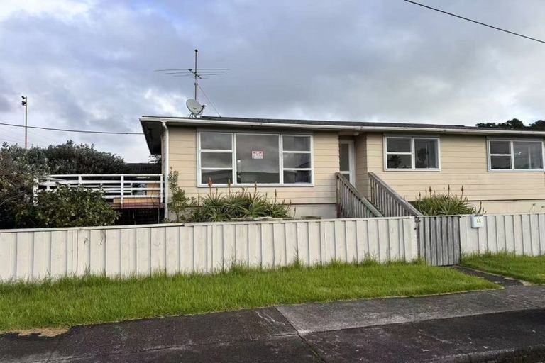 Photo of property in 11 Tennyson Street, Northcote Point, Auckland, 0627