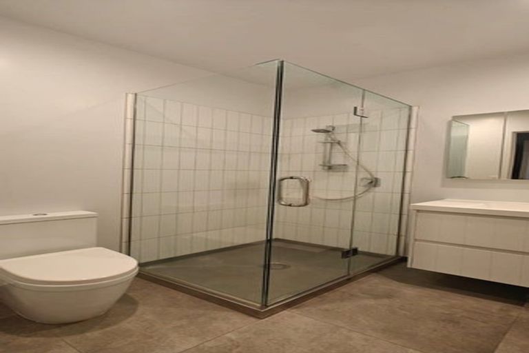 Photo of property in 207/77 Hobsonville Point Road, Hobsonville, Auckland, 0616