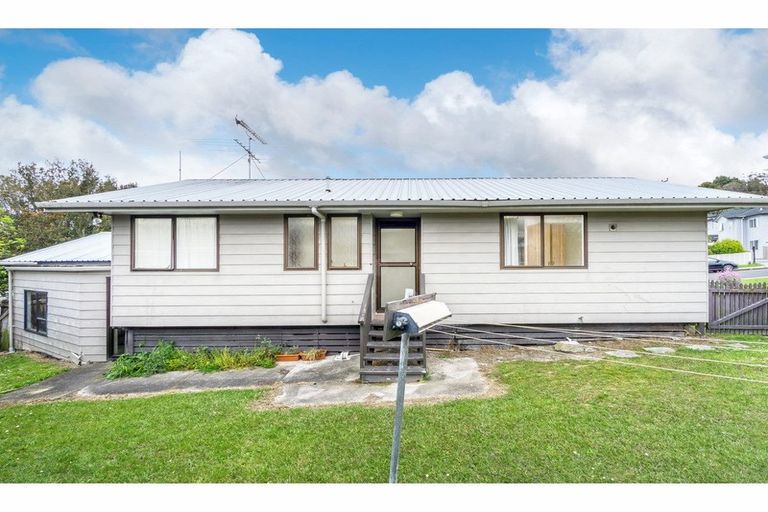 Photo of property in 1/1 Meadowvale Avenue, Forrest Hill, Auckland, 0620