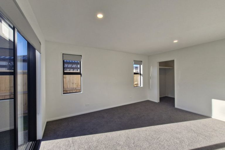 Photo of property in 8 Rita Angus Road, Belfast, Christchurch, 8051