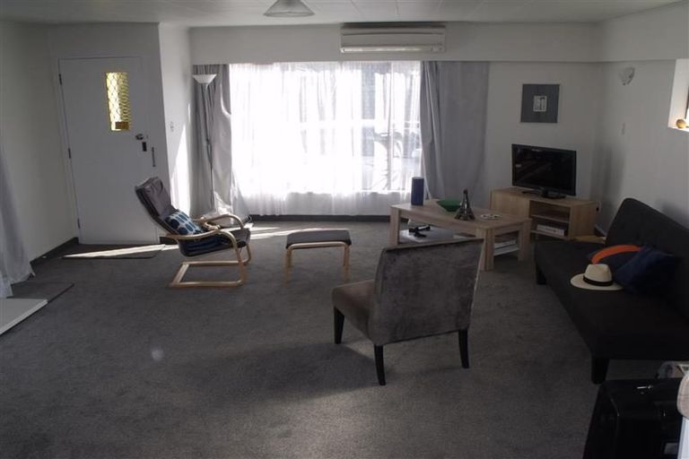 Photo of property in 5/16 Guthrie Road, Havelock North, 4130