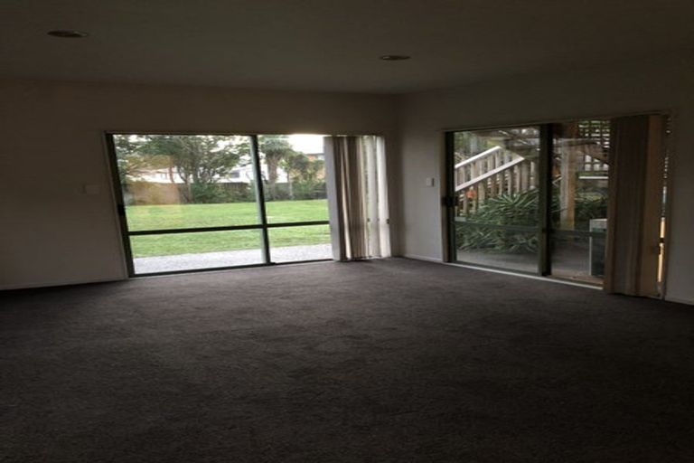 Photo of property in 32 Koromiko Street, New Lynn, Auckland, 0600