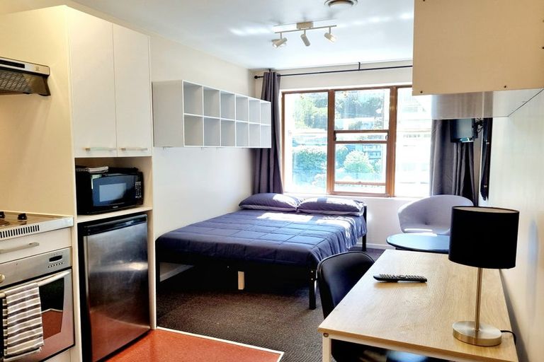 Photo of property in Orange Apartments/victoria Centr, 606/169 The Terrace, Wellington Central, Wellington, 6011