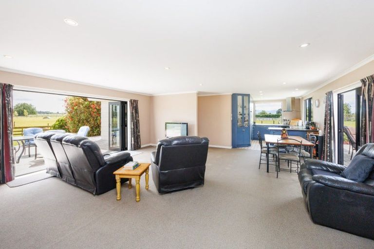 Photo of property in 69 Reid Line East, Aorangi, Feilding, 4775