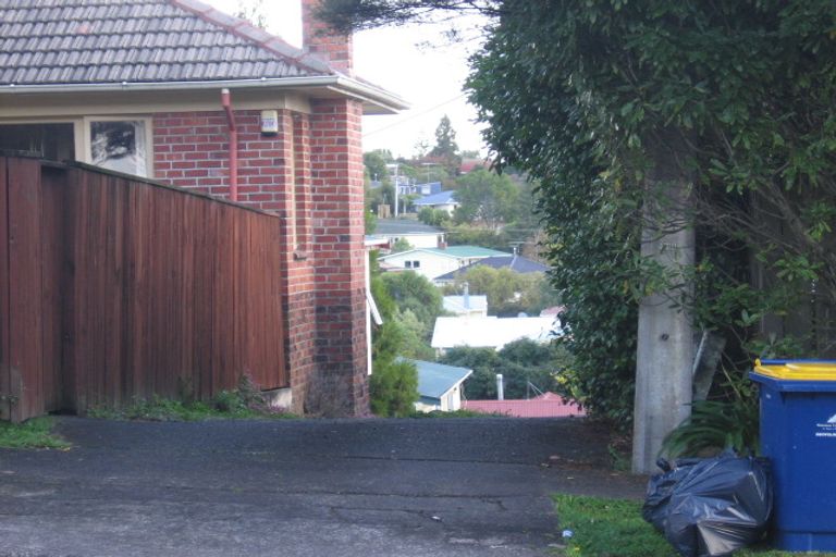 Photo of property in 4/191 Titirangi Road, Titirangi, Auckland, 0604