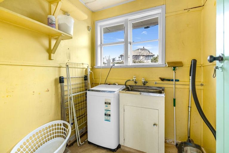 Photo of property in 38 Bouverie Street, Waimataitai, Timaru, 7910