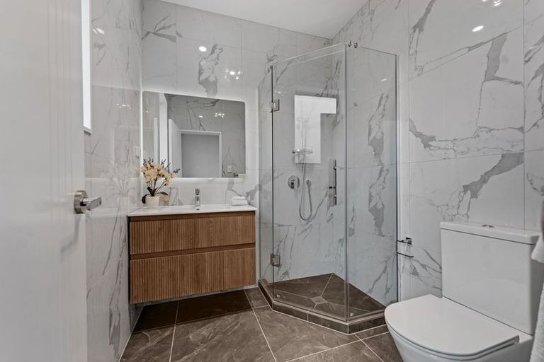 Photo of property in 14a Mclarin Road, Glenbrook, 2681