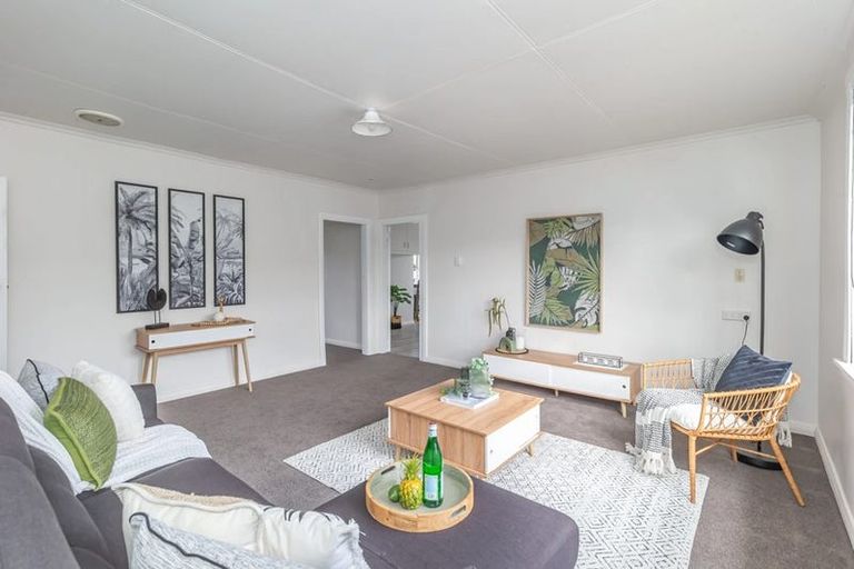 Photo of property in 22 Churchill Crescent, Shannon, 4821