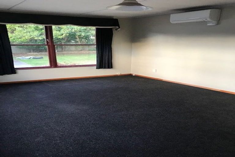 Photo of property in 6 Prebble Grove, Naenae, Lower Hutt, 5011