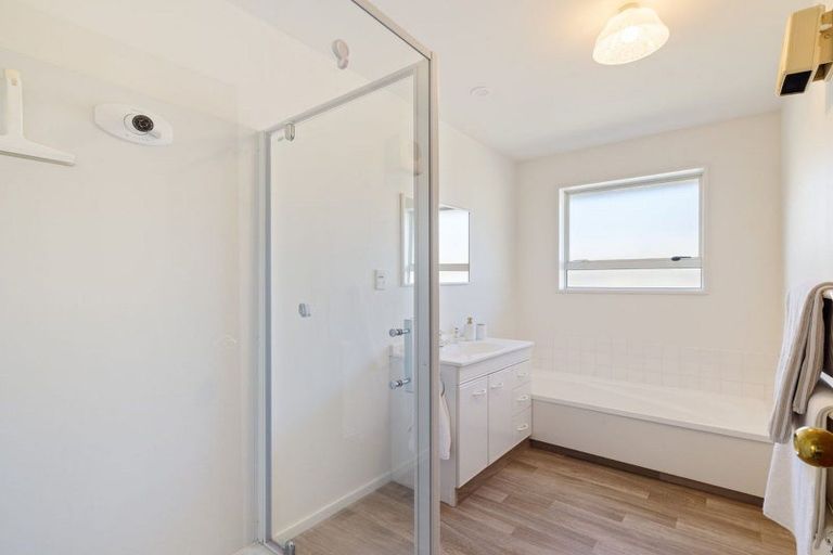 Photo of property in 40a Grants Road, Papanui, Christchurch, 8053