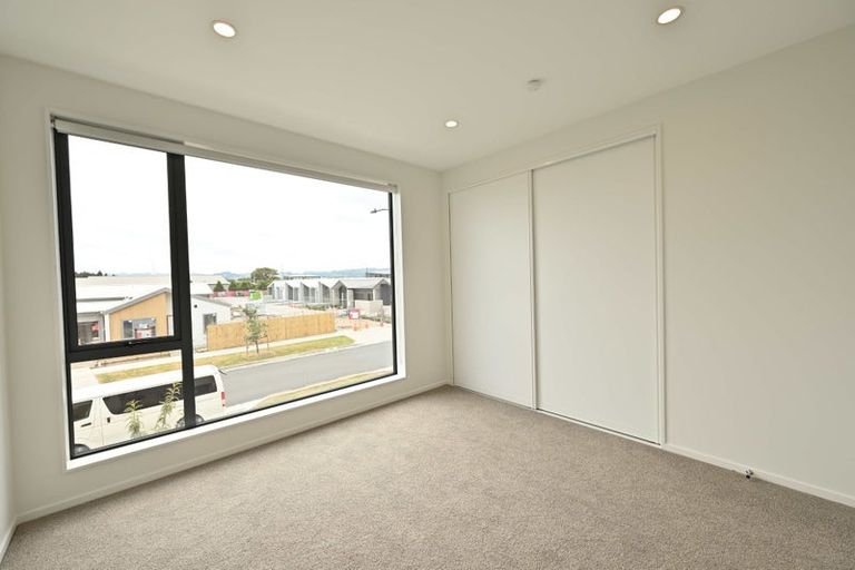 Photo of property in 5 Ngakoro Road, Karaka, Papakura, 2113