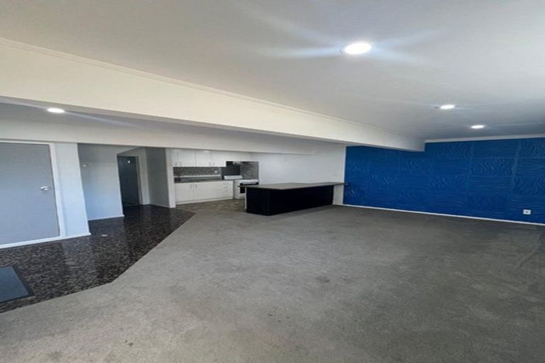 Photo of property in 6 Montego Place, Weymouth, Auckland, 2103