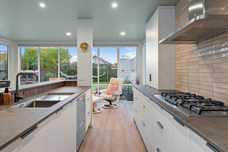Photo of property in 74 Regency Crescent, Redwood, Christchurch, 8051