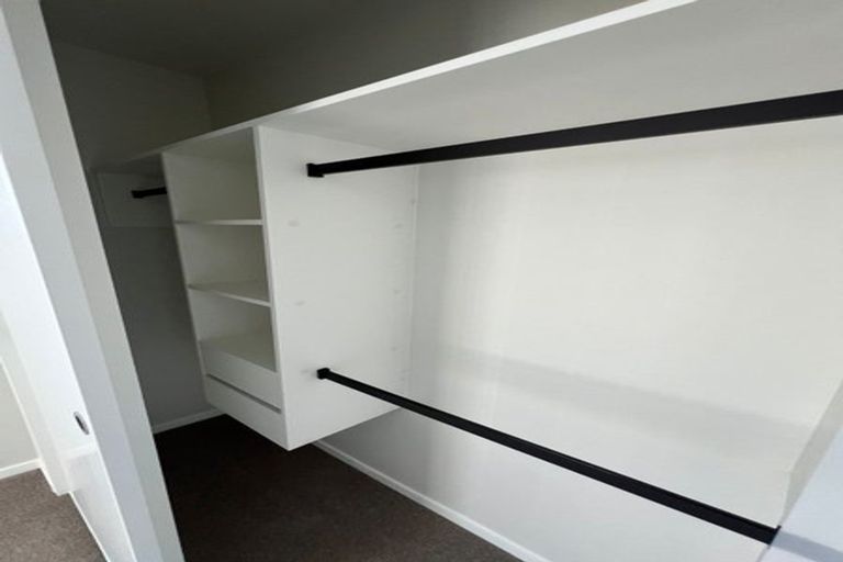 Photo of property in 36 Huri Street, Mangere Bridge, Auckland, 2022