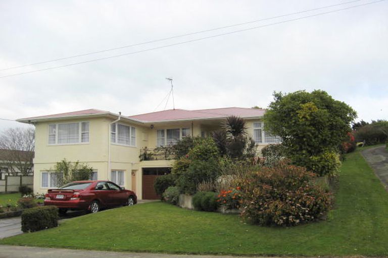 Photo of property in 13 Lancaster Street, Levin, 5510