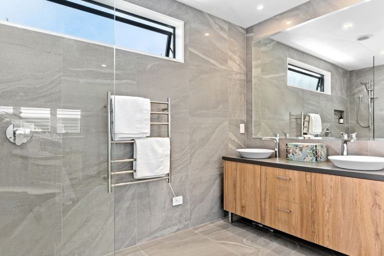 Photo of property in 137a Peterborough Street, Christchurch Central, Christchurch, 8013