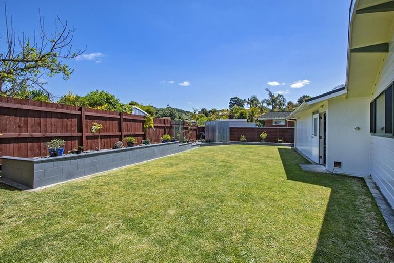 Photo of property in 14 Sierra Avenue, Te Kamo, Whangarei, 0112