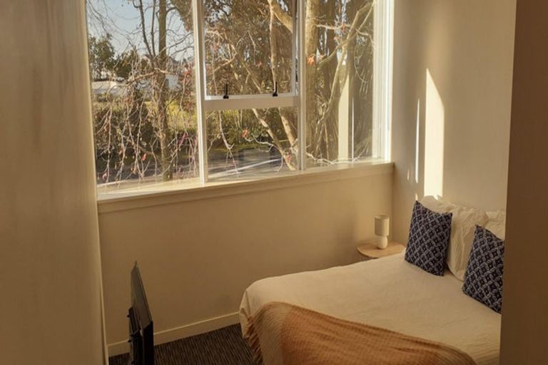Photo of property in Tuscany Towers, 38/1 Ambrico Place, New Lynn, Auckland, 0600
