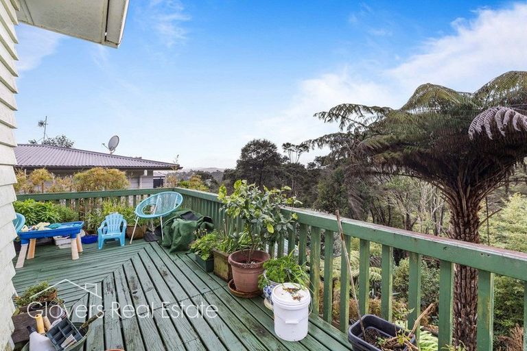 Photo of property in 62 Kopiko Road, Titirangi, Auckland, 0604