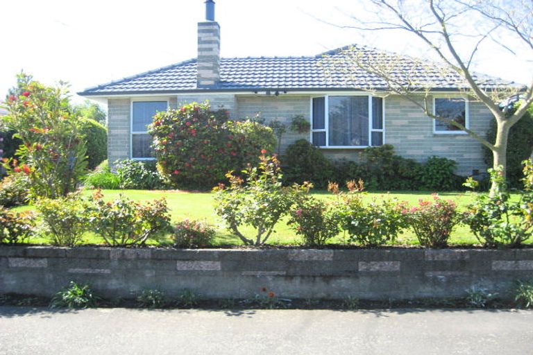 Photo of property in 8 Newhaven Street, Burwood, Christchurch, 8083