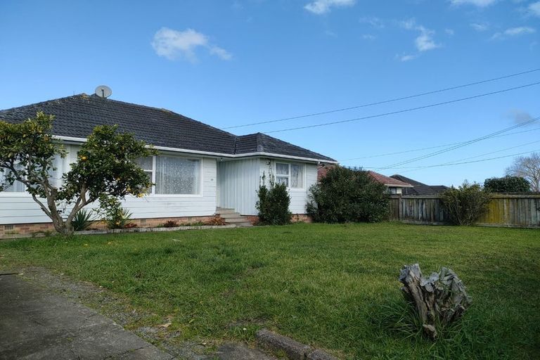 Photo of property in 25 Raglan Street, Mangere East, Auckland, 2024