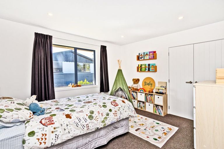 Photo of property in 53 Kirkbride Street, Wallacetown, 9816