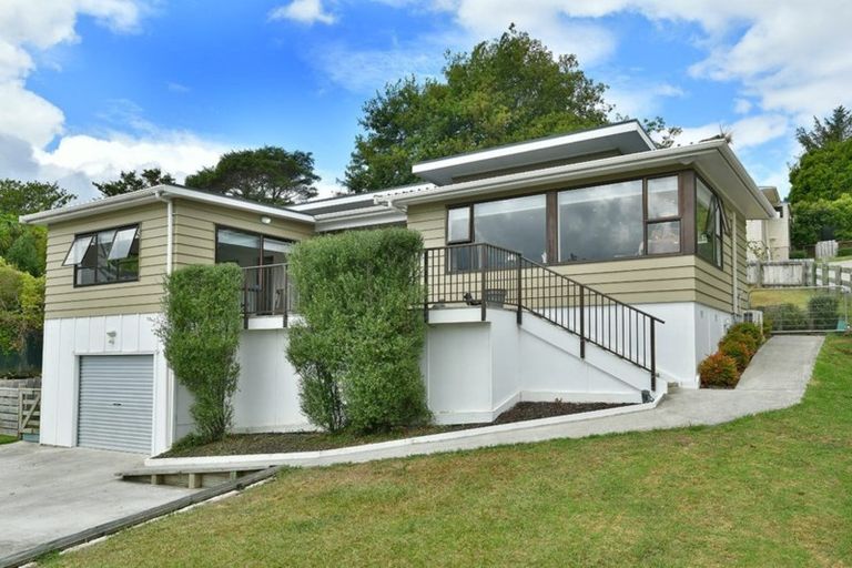 Photo of property in 7 Mangakura Road, Helensville, 0800