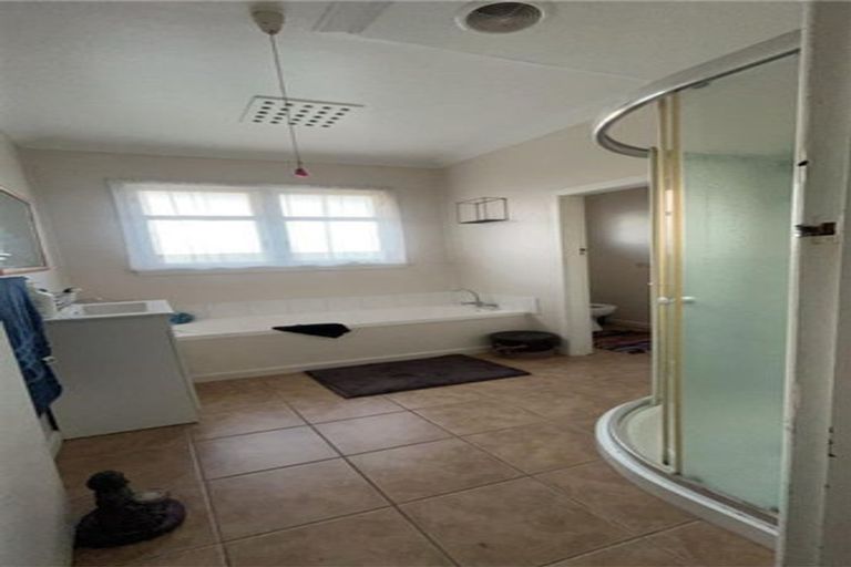 Photo of property in 1 Churchill Street, Putaruru, 3411