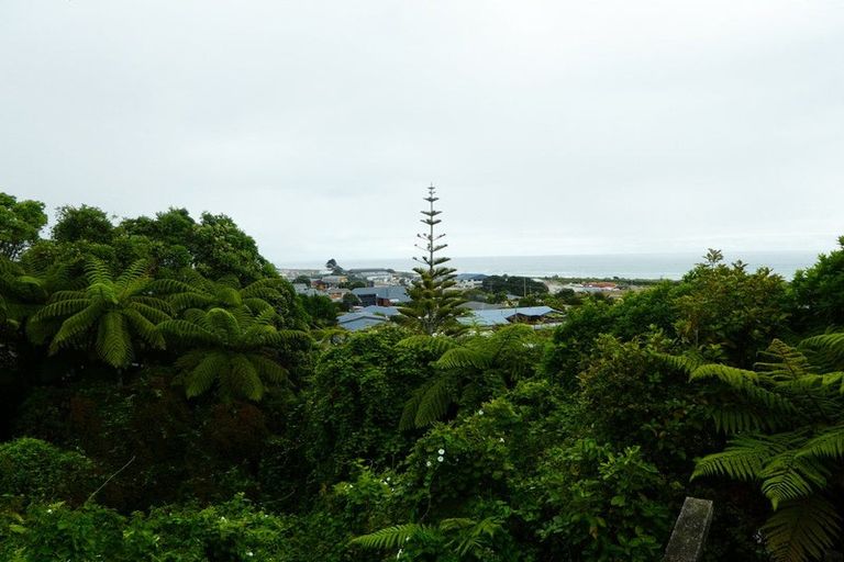 Photo of property in 7a Fernhill Place, Karoro, Greymouth, 7805