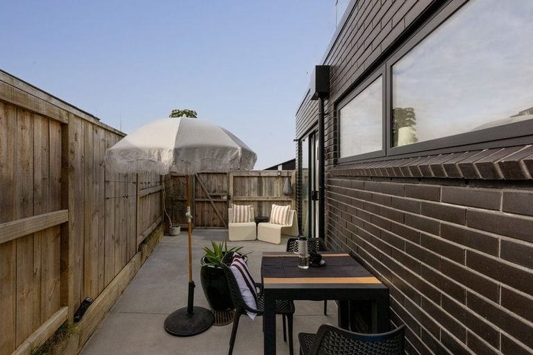 Photo of property in 50 Bert Wall Drive, Omokoroa, 3114