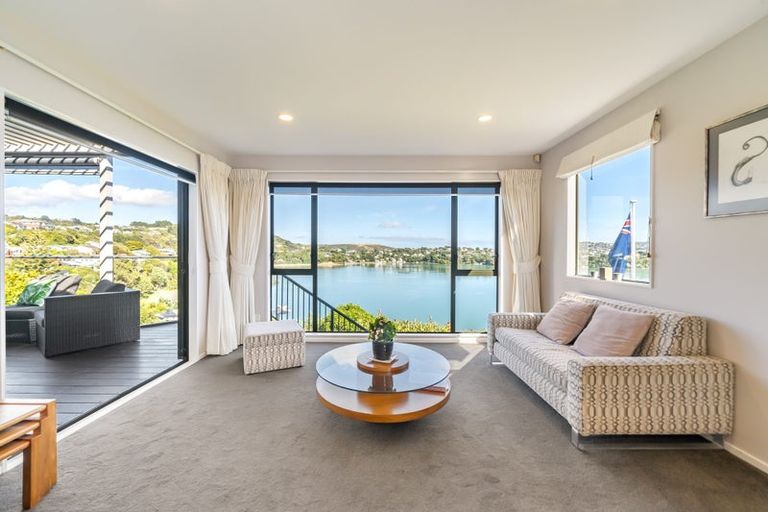 Photo of property in 14 Spinnaker Drive, Whitby, Porirua, 5024